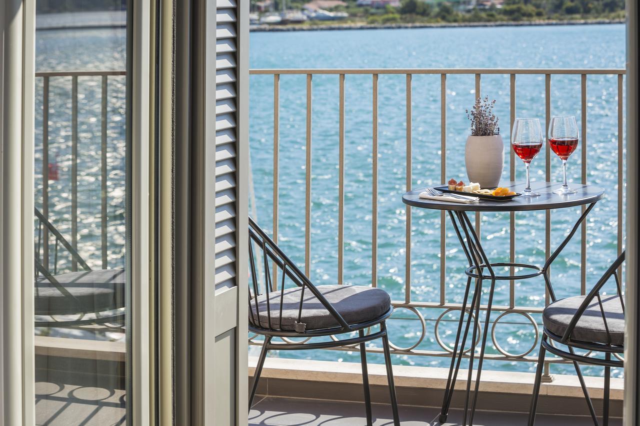 Argostoli Marina Suites Екстер'єр фото